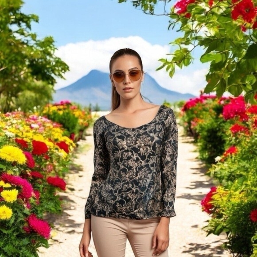 HANKY PANKY Womens Black Gold Floral Lace Blouse S Long Sleeve Scoop Neck Top G+